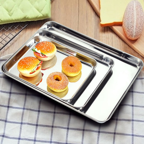 Bastwe baking sheets simplify cleaning and are dishwasher safe.