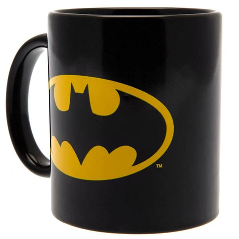Batman mug presentation box emphasizes premium packaging for gift-ready appeal.