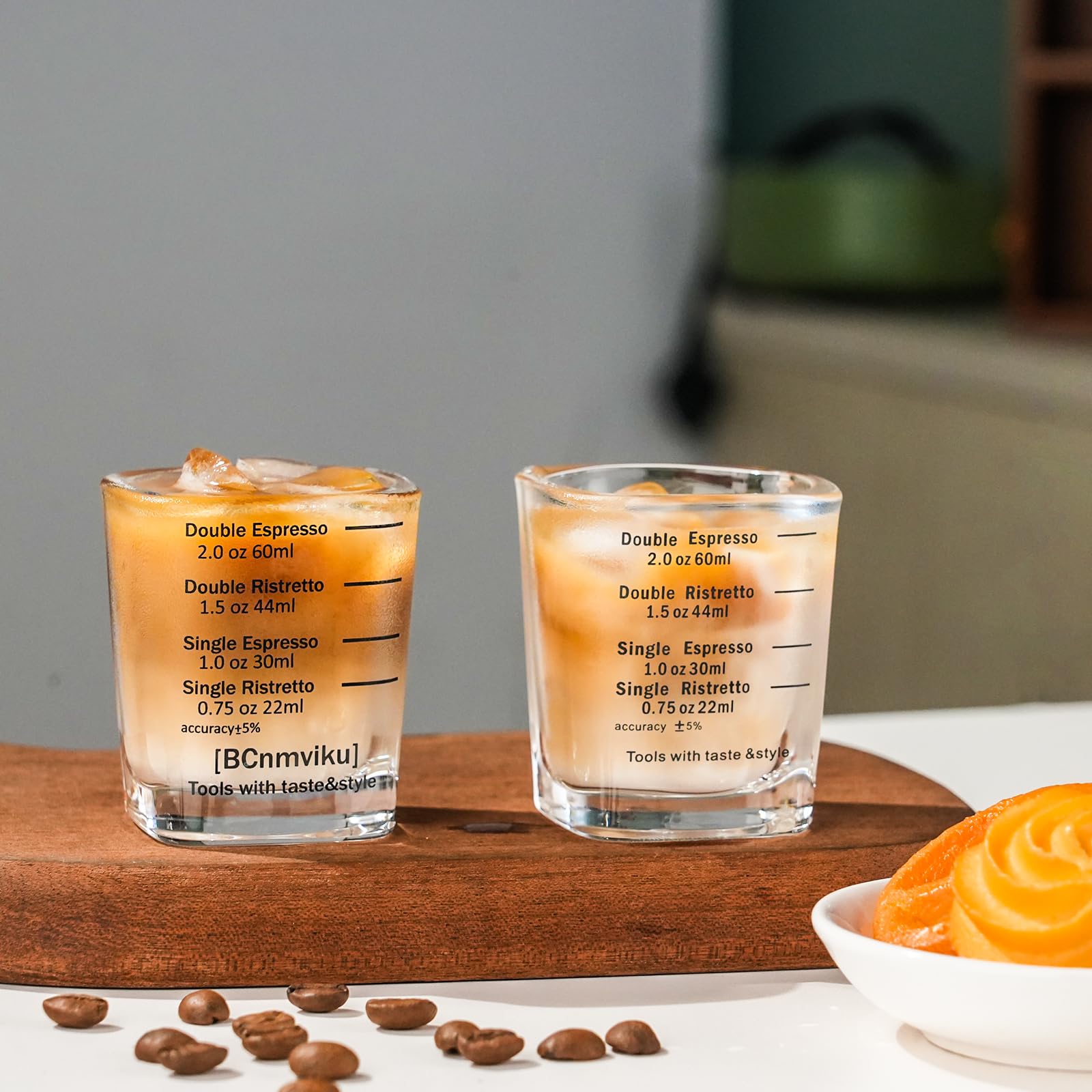 BCNMVIKU heavy glass measuring cup for sturdy, spill-free measurements.