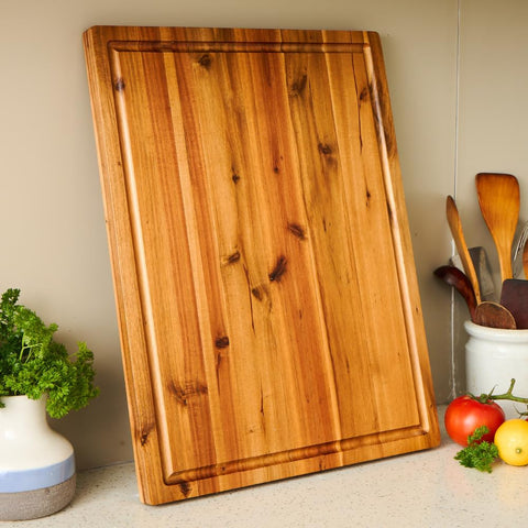 BEAR CHOP knife-friendly surface protects blades during prep.