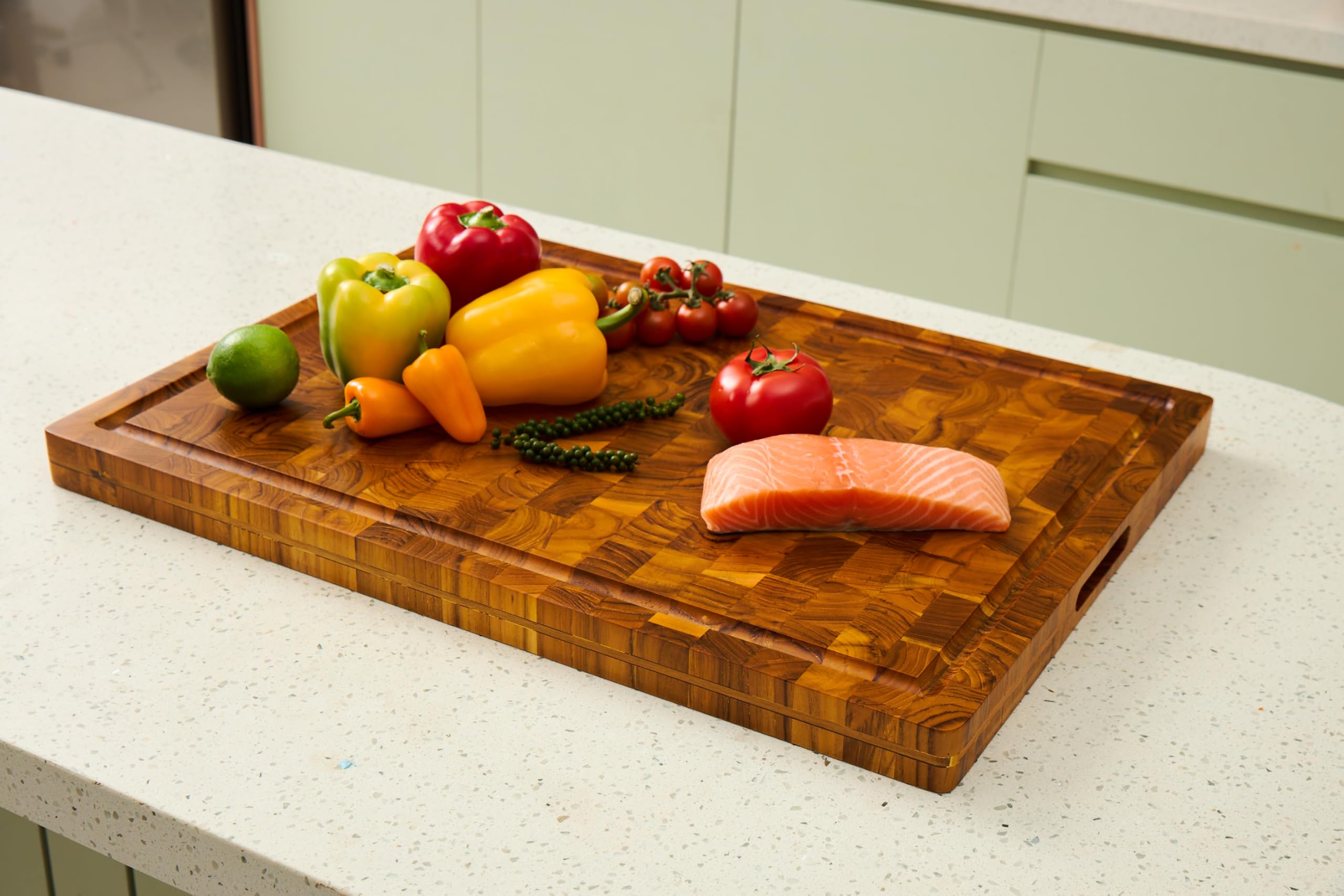 Bear Chop Bearchop gift-boxed cutting board ideal for gifting