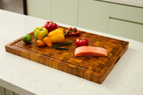 Bear Chop Bearchop gift-boxed cutting board ideal for gifting