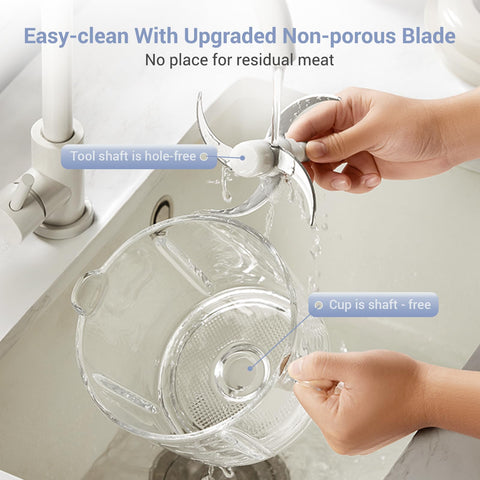 Bear Food Processor 8 cup glass container with handle and spout for easy transfer