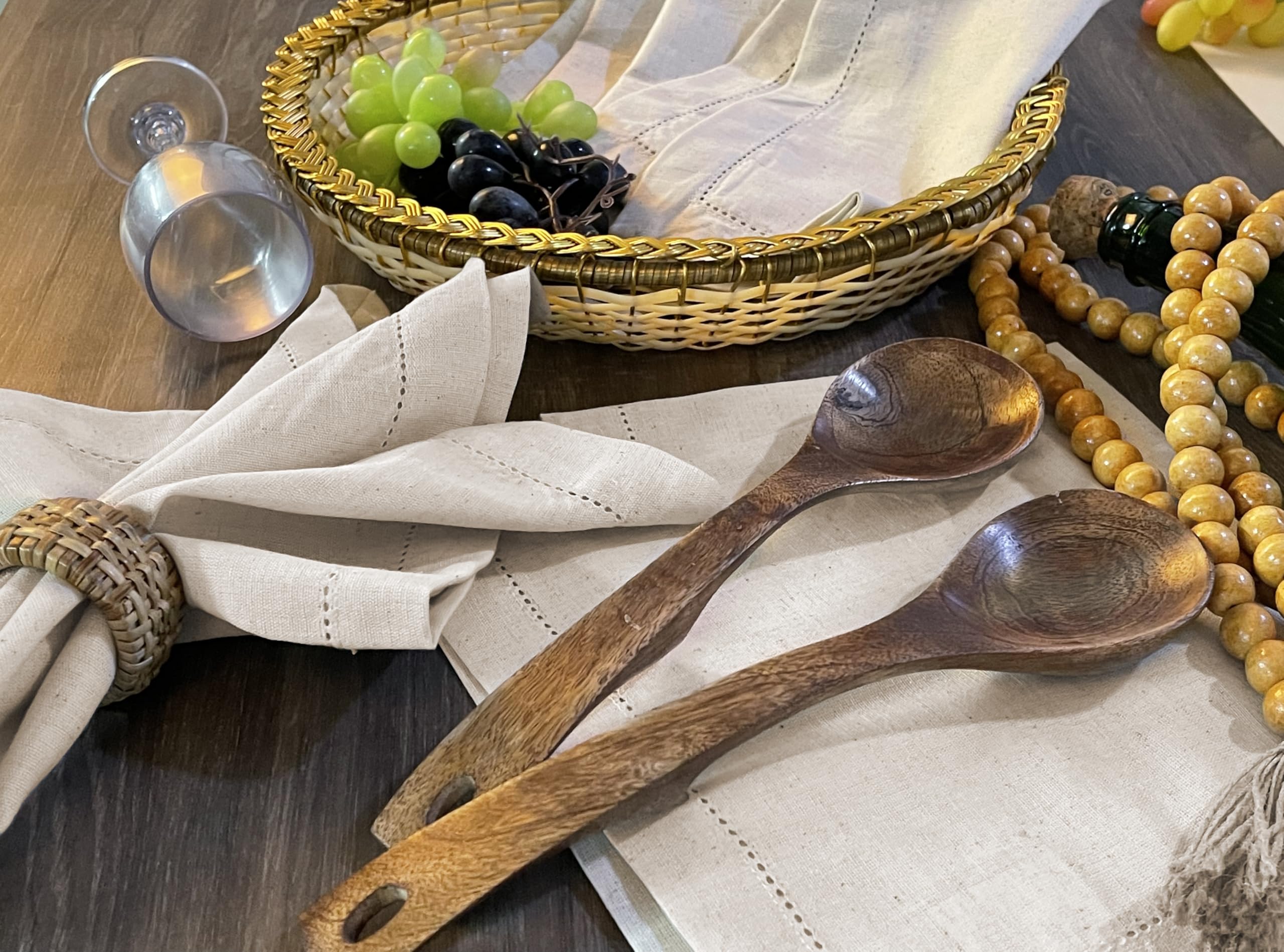 Wrinkle-resistant and quick-drying Bedding Craft napkins stay neat during events