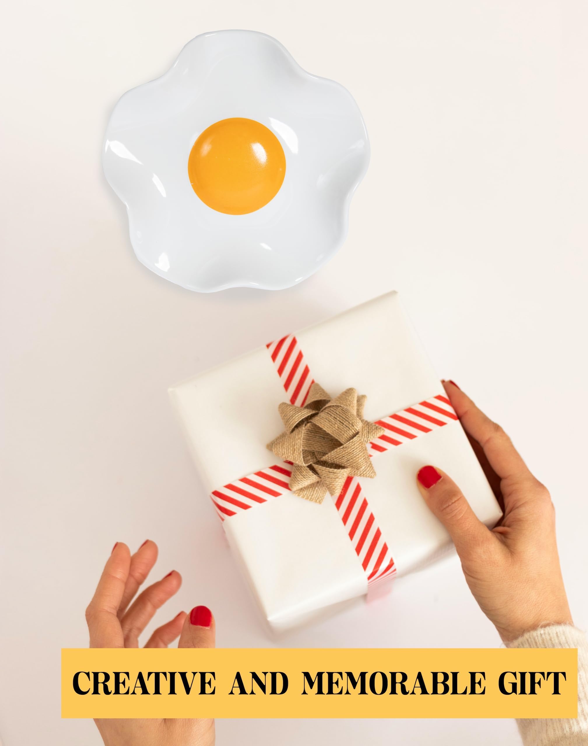 Bee! elegant spoon rest enhances any kitchen while keeping surfaces tidy.
