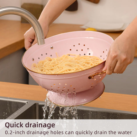 BeFare colander with fixed metal handles ensures secure, comfortable pouring.