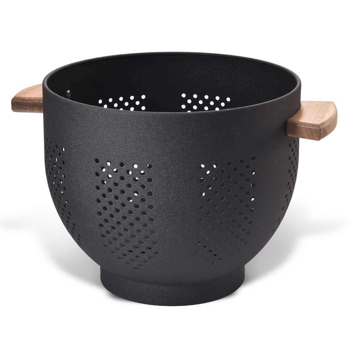 BeFare metal colander with wood-handle showcas­ing 7qt capacity for rinsing vegetables