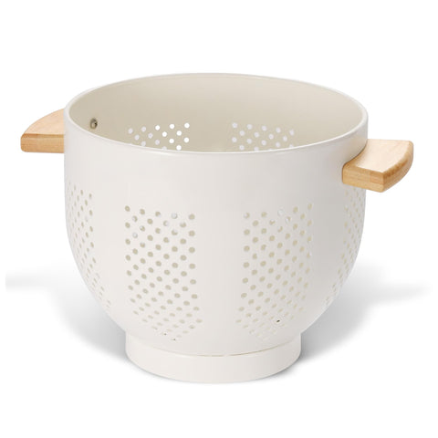 BeFare metal colander with wood handle and stable base for efficient draining.