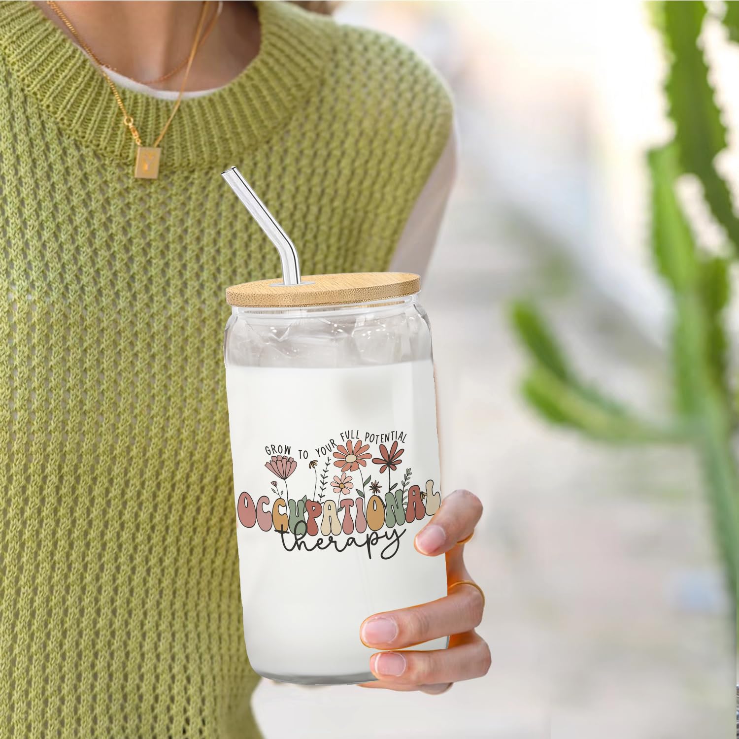 BEHIFL borosilicate glass cup provides lightweight, durable daily use