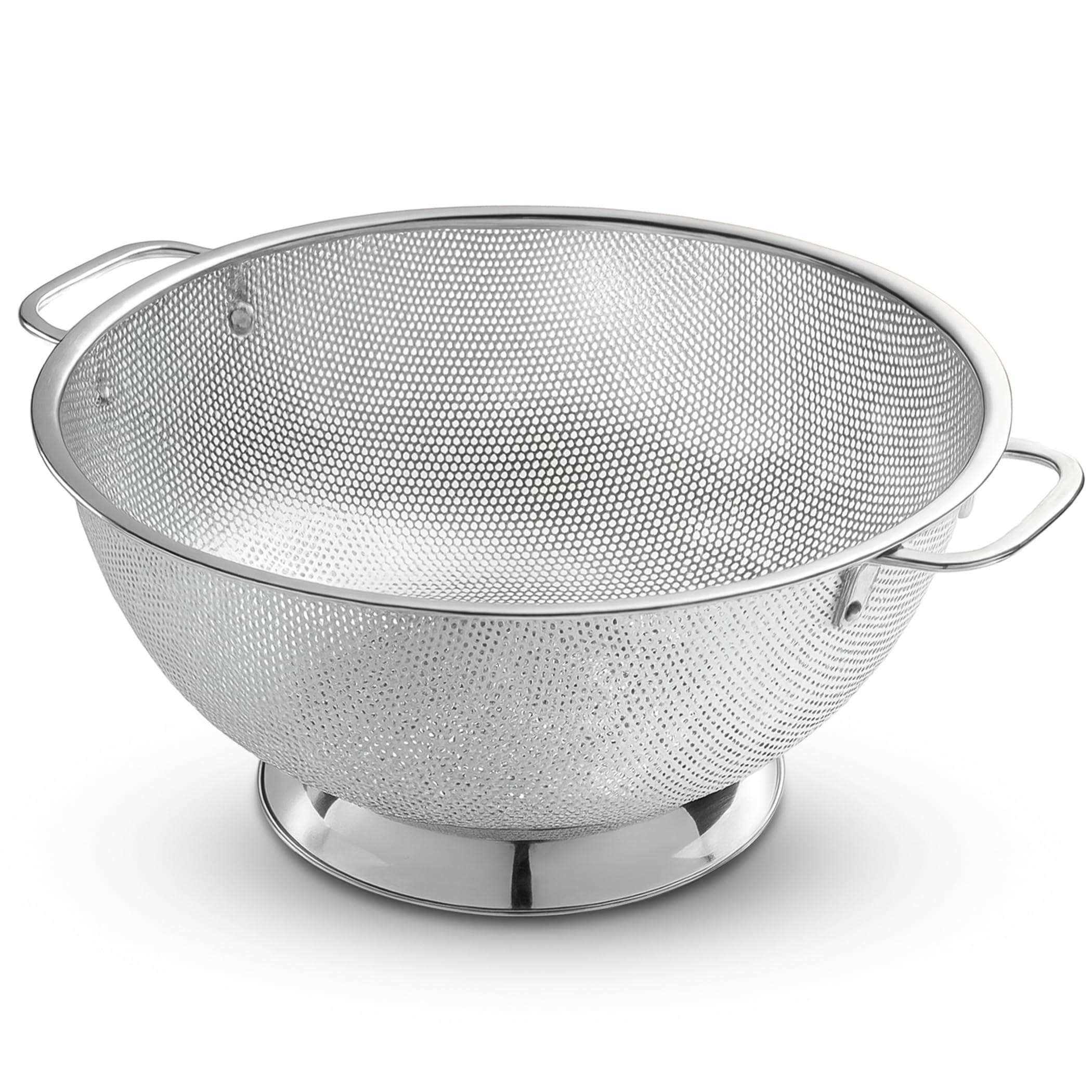 Bellemain 5 Qt colander front view with sturdy handles for easy lifting and draining.