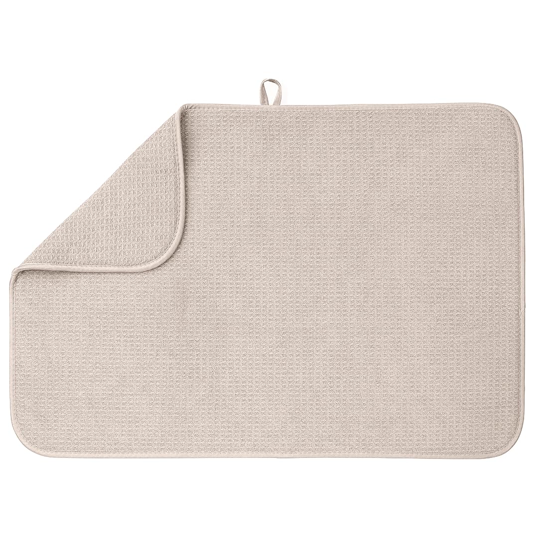 Bellemain XXL dish mat in a full sink setup, absorbs moisture from many dishes