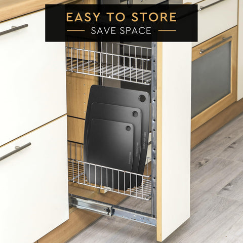 Belwares cutting board with hanging hole for easy storage.