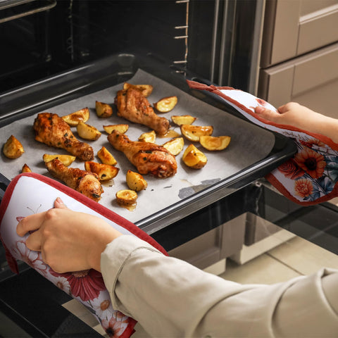 Bencailor 12-piece heat resistant potholders for hot pots.