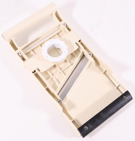 Benriner Jumbo Mandoline thickness dial adjusts from 0.5 to 10 mm.