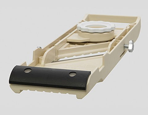 Benriner No. 64 easy disassembly for quick cleaning