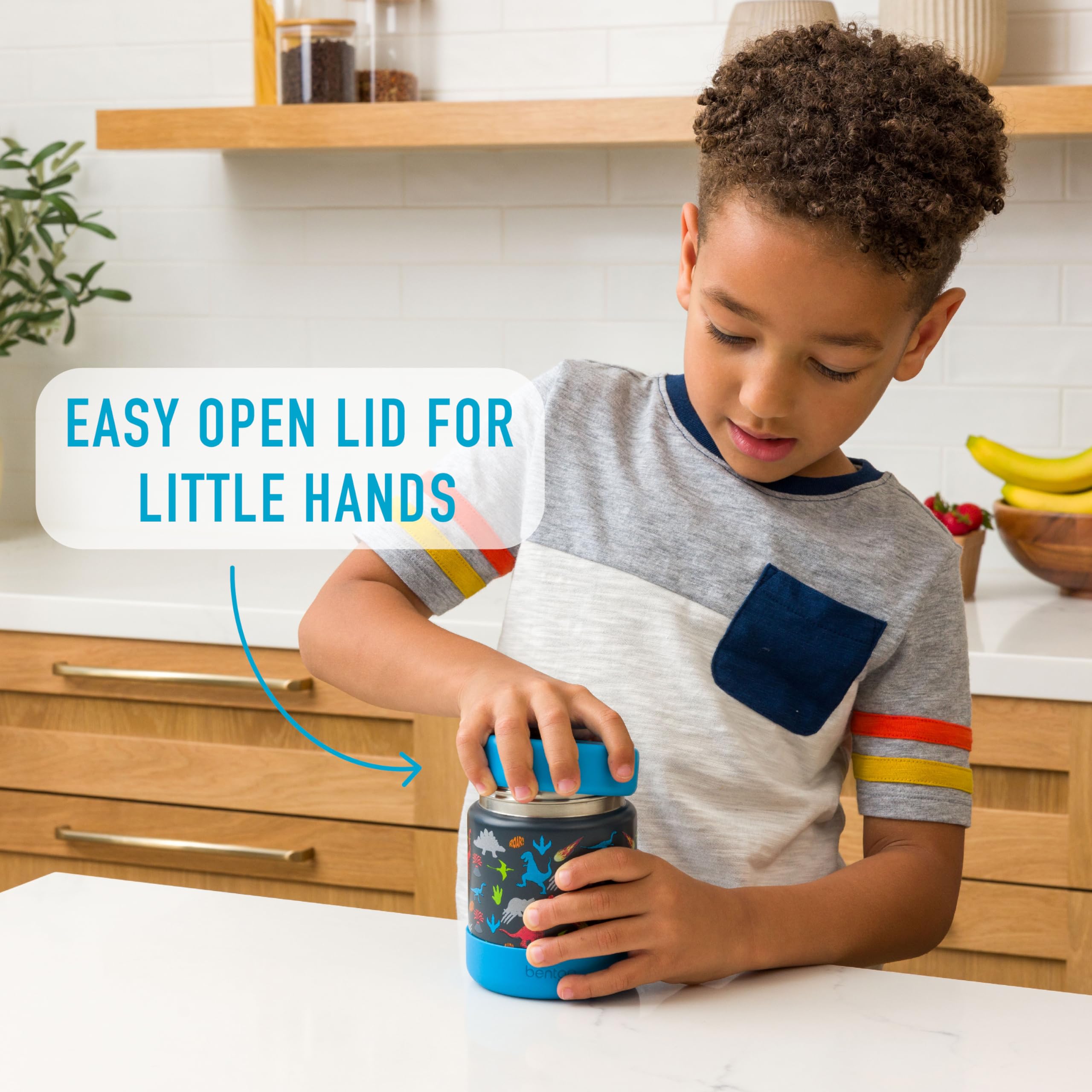 Bentgo Kids easy open lid helps little hands open and close securely