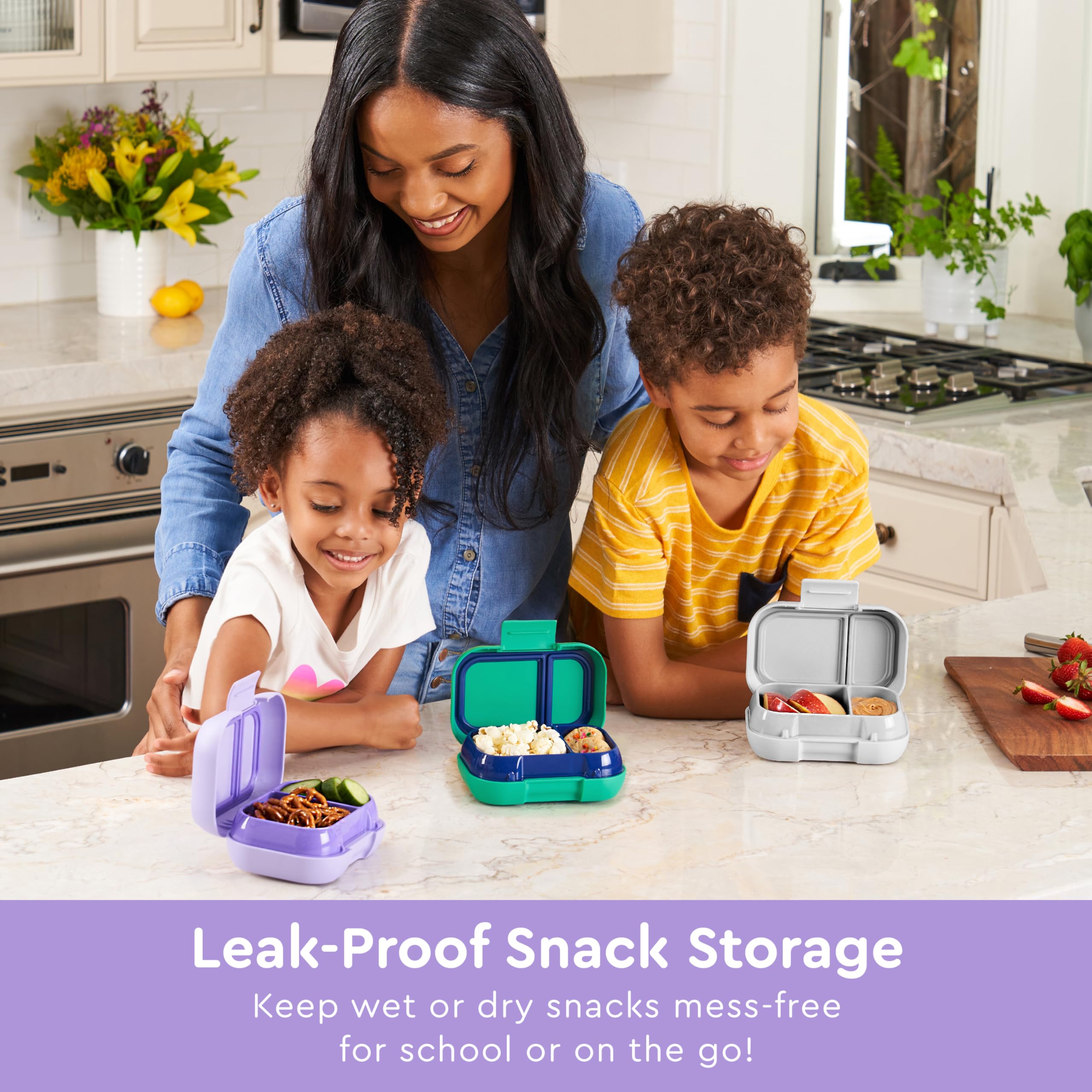Bentgo Kids Snack leak-proof seal closeup demonstrates spill-free design for on-the-go.