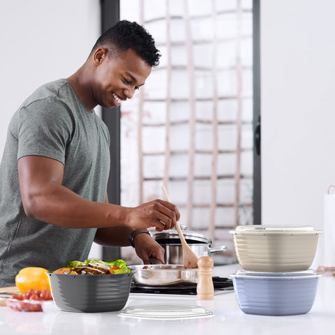 Bentgo Prep dishwasher-safe top-shelf containers for easy cleanup.