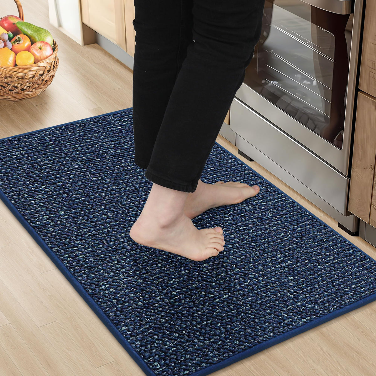 BEQHAUSE kitchen rug close-up shows absorbent fibers that catch spills quickly.