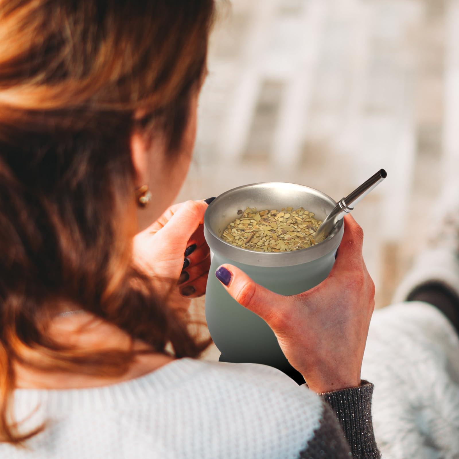 Cleaning brushes simplify post-use maintenance for daily mate sessions