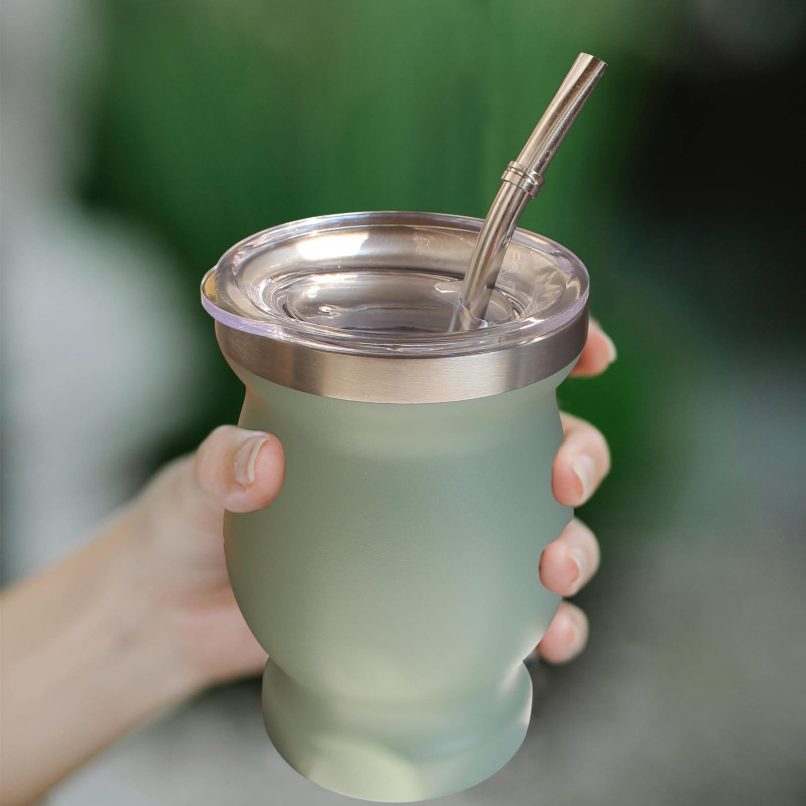 Stainless-steel bombilla straws provide durability and simple cleaning
