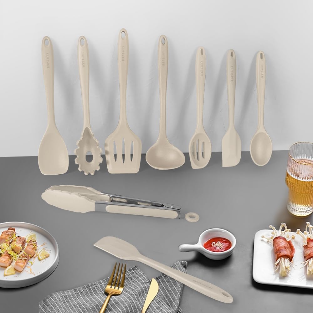 BestZMWK tongs for precise flipping without scratching cookware