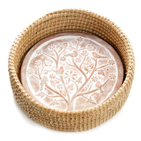 Better World Bio bread basket with terracotta warmer ready for warm bread at home