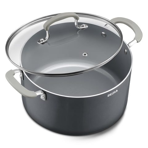 BEZIA 8-Quart stock pot with lid on stovetop showing even heating for flavorful soups.