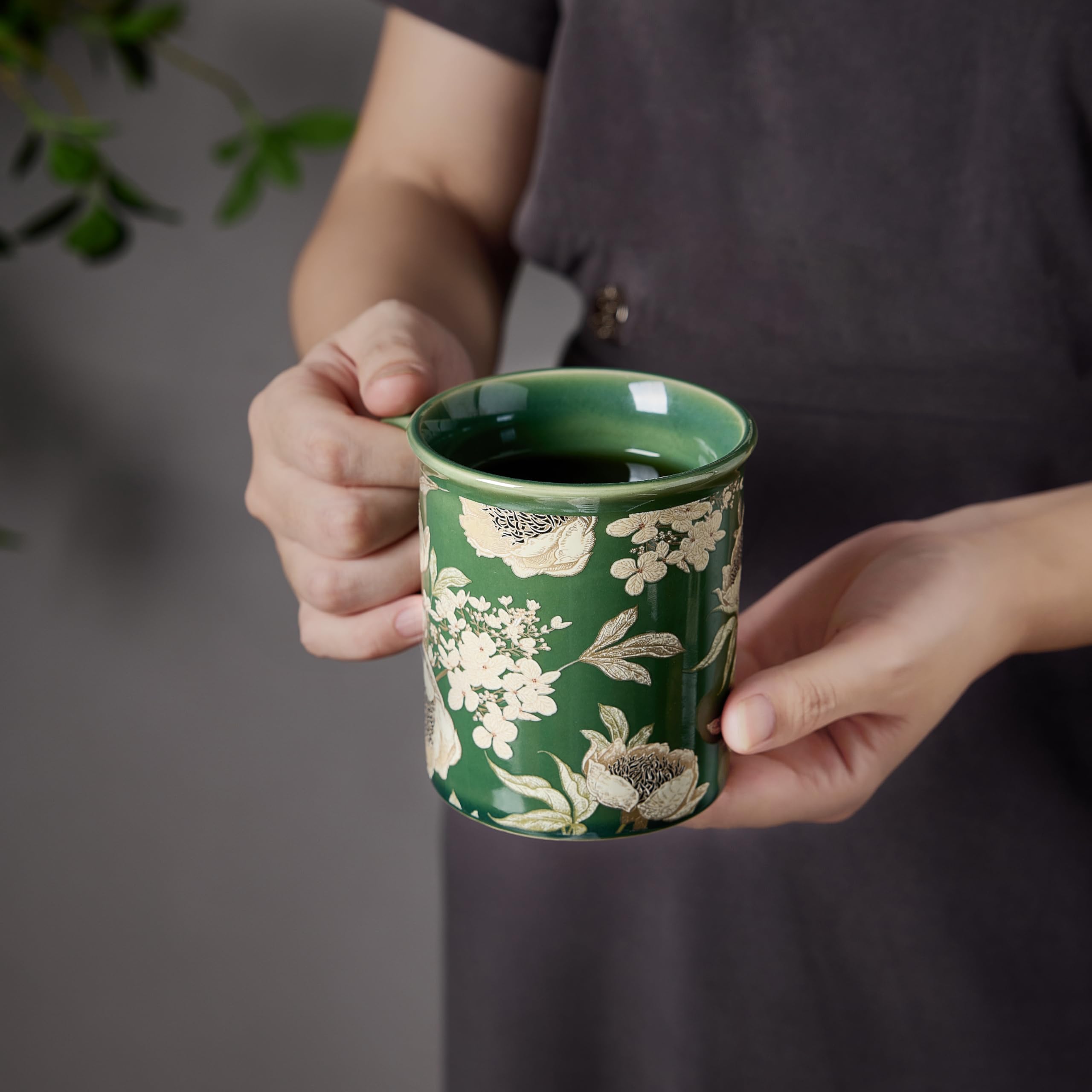 BICETTO floral decals stay vibrant when washed gently