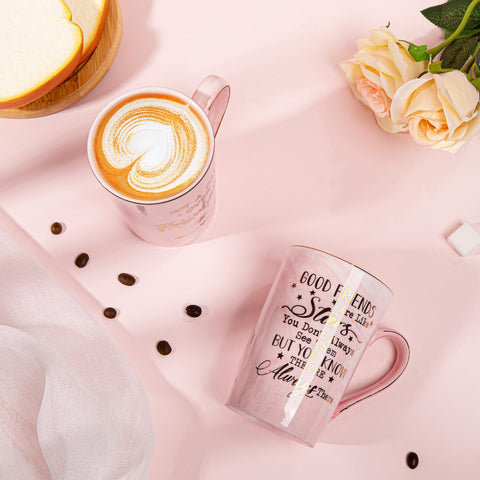 Biching marble-inspired mug surface for style