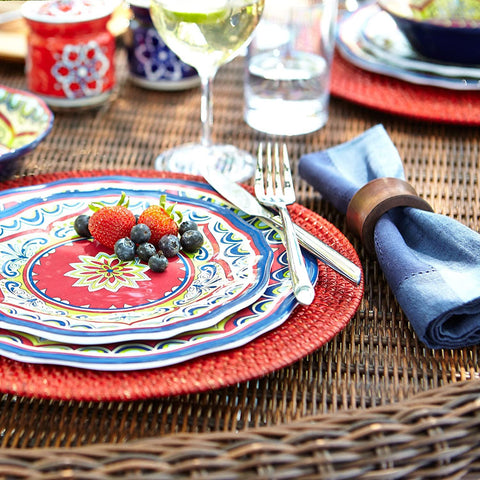 BIFFELY concave design napkin rings showcase contemporary style for weddings and holidays.