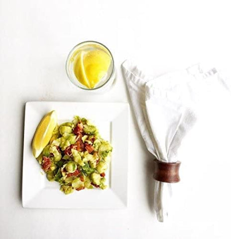 BIFFELY round wood napkin rings complement place settings and seasonal color palettes.