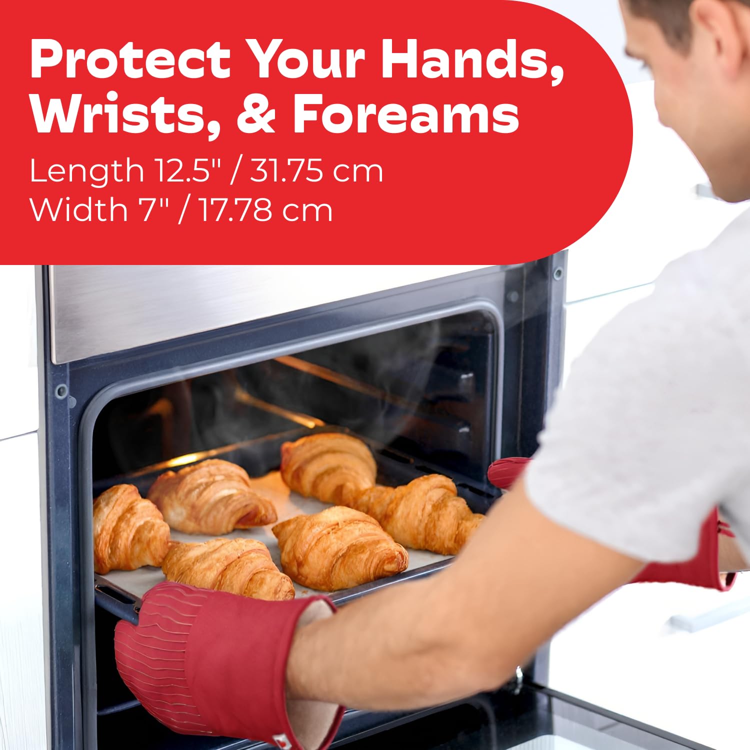 Big Red House mitts feature silicone-lined palm for non-slip handling.