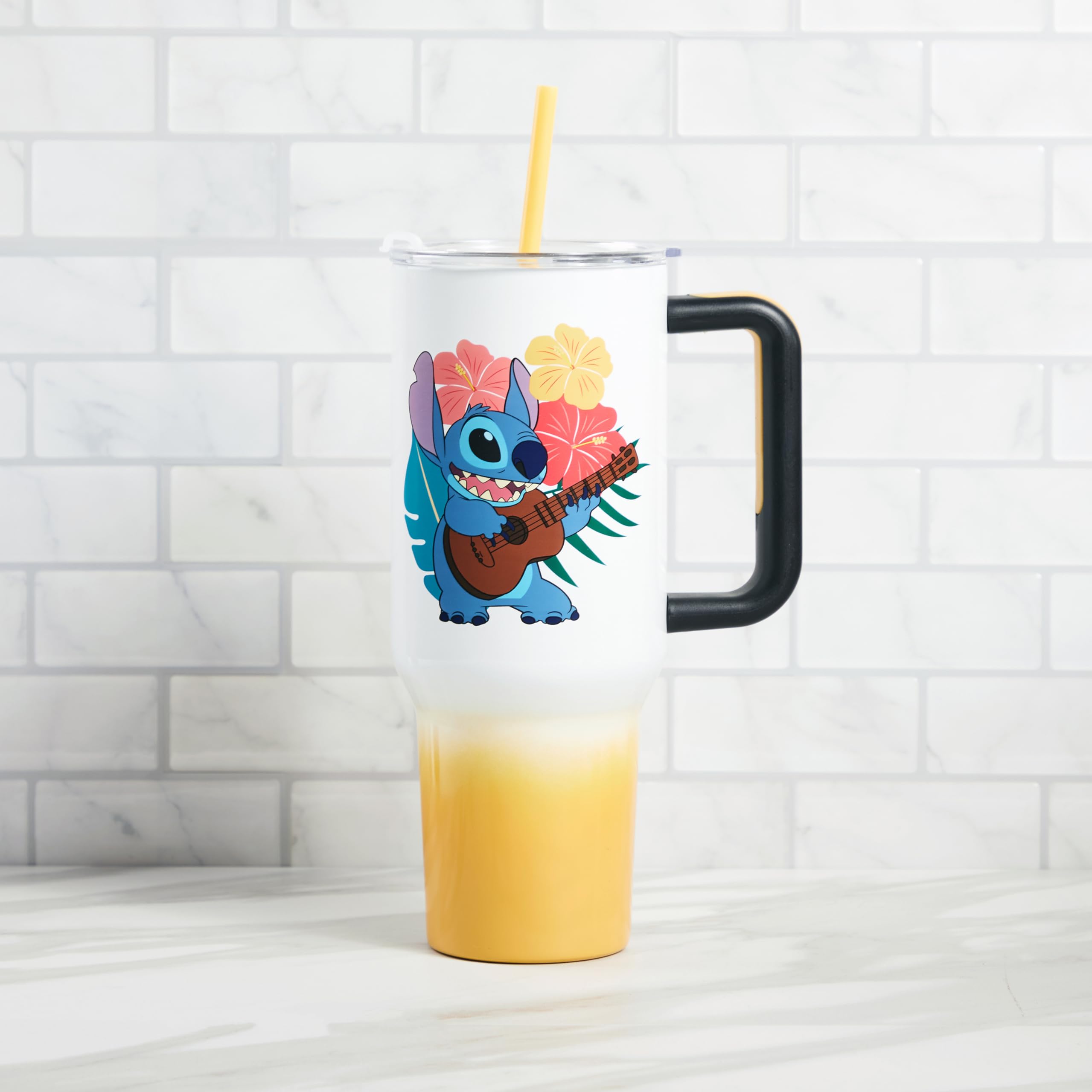 Bioworld Disney Stitch Hawaiian 40 Oz Tumbler lid view showing compact opening