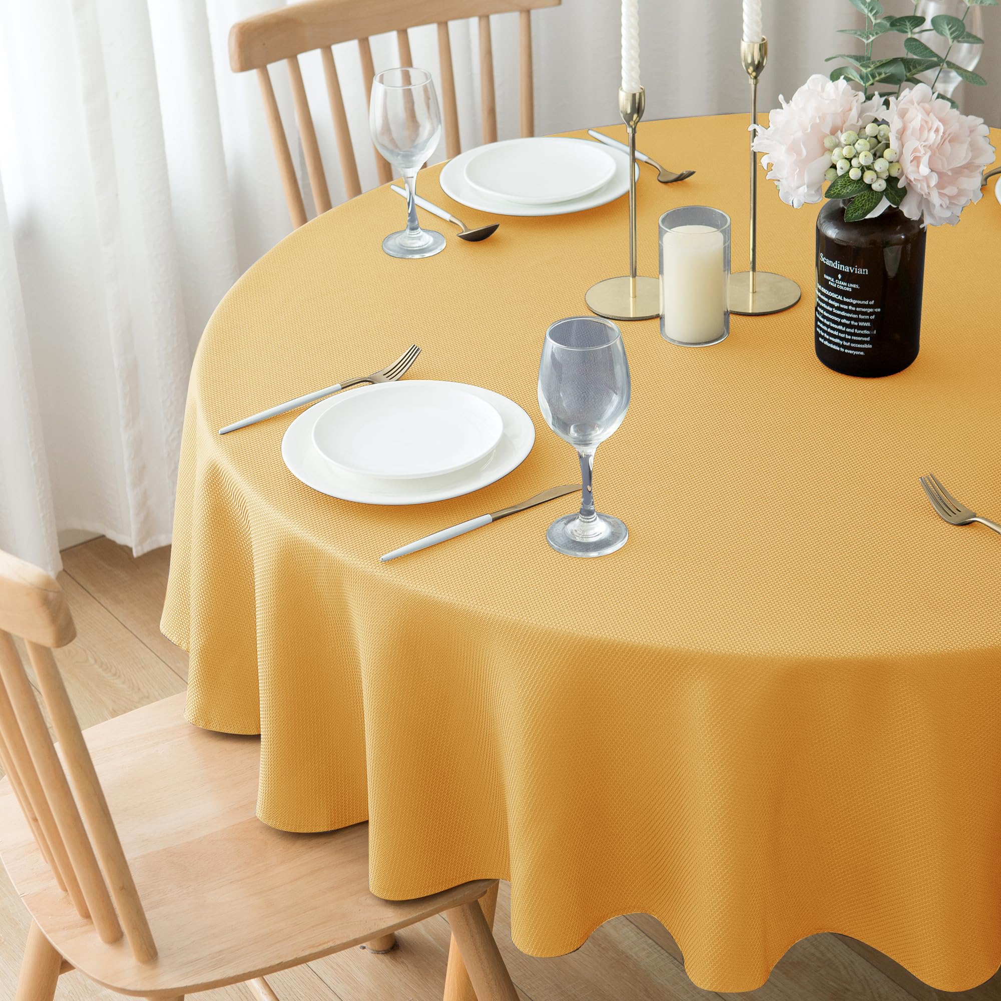 Biscaynebay machine-washable tablecloth keeps texture after cold cycle