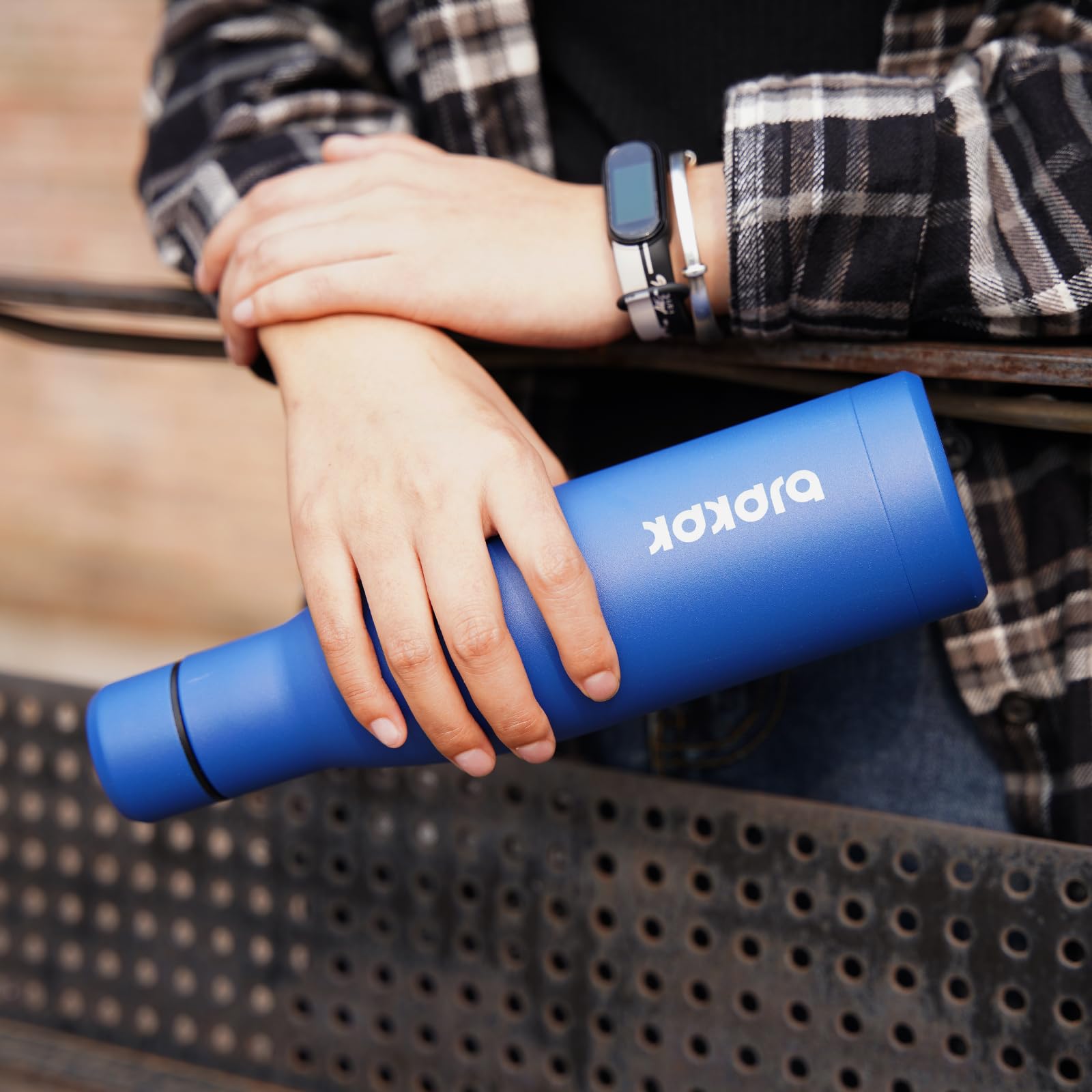 BJPKPK BPA-free lid bottle offers leak-proof performance for travel and gym sessions