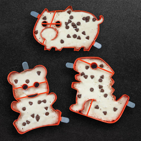 BLACKSTONE 5251 pig pancake mold creates cute pig faces for family mornings