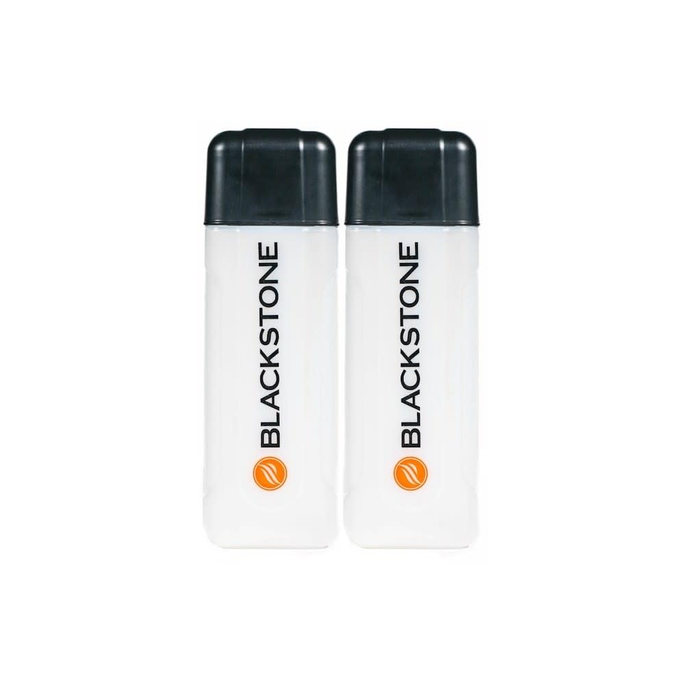 Blackstone squeeze bottle for grills with mess-free oil pours and precise sauce control.