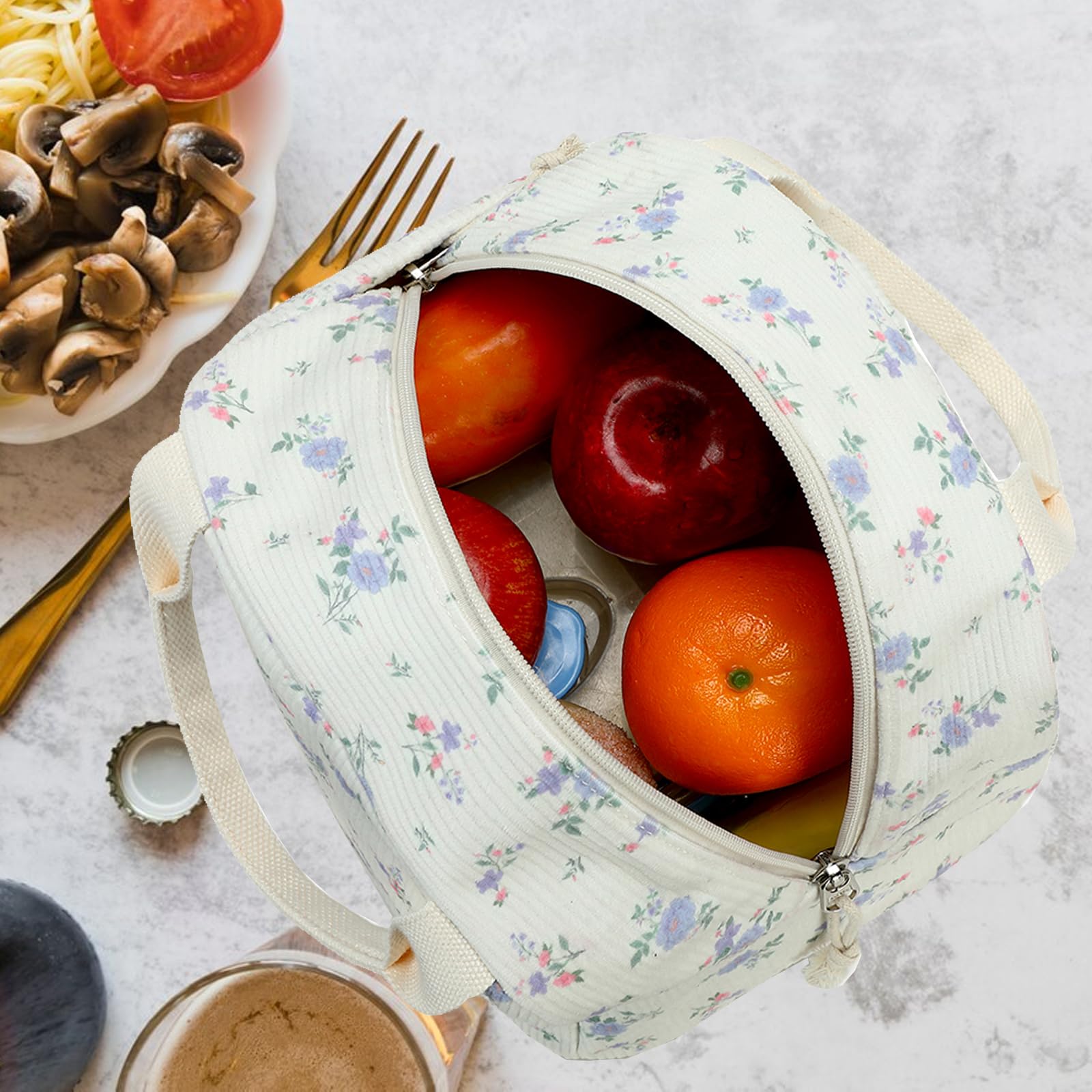 Bluboon insulated lunch bag versatile for work, travel, or picnics.