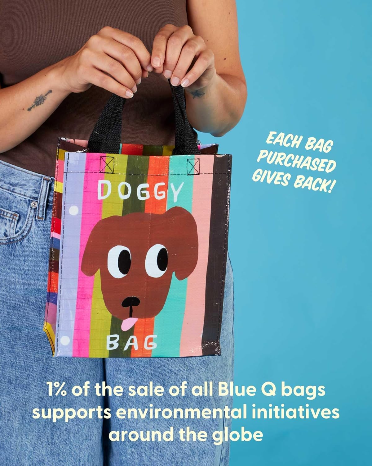 Blue Q Handy Tote easy wipe-clean and stain-resistant surface.