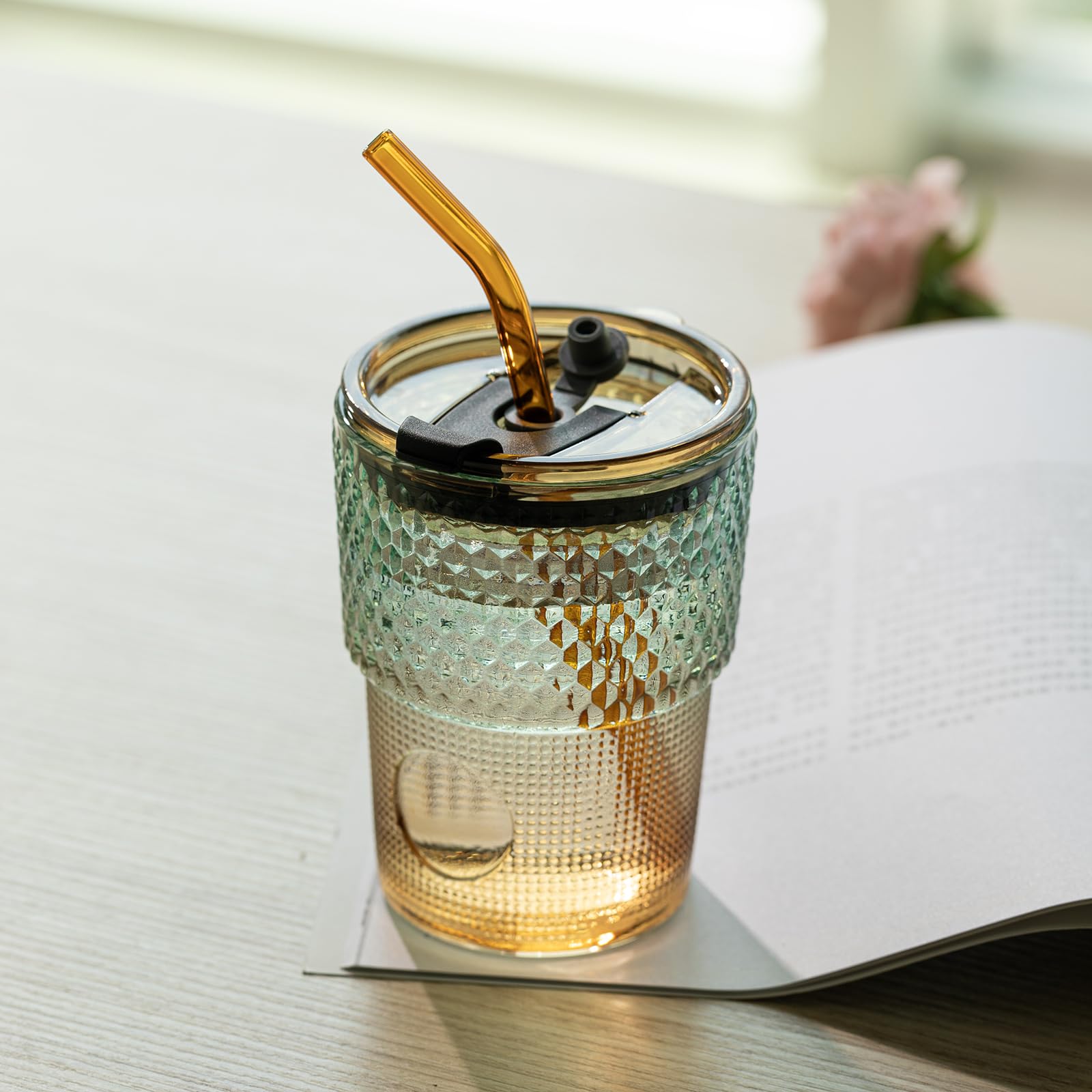 BLUEPOLAR double-wall insulation maintains cold or hot drinks longer.