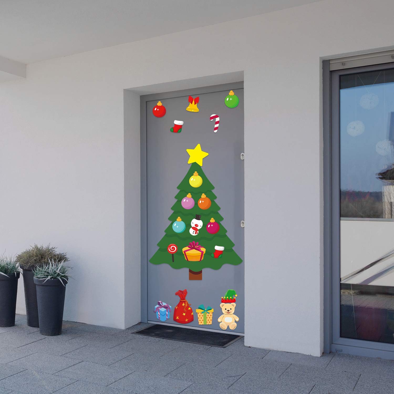 Blulu Christmas tree magnet set on fridge for reusable holiday decor