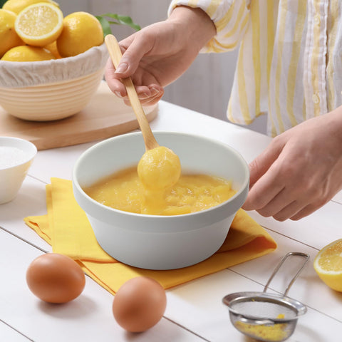 Blushtier easy-clean pudding basin compatible with dishwasher and fridge.