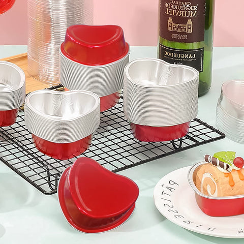 BLVRYVIO red petals add romantic flair to desserts and gifts