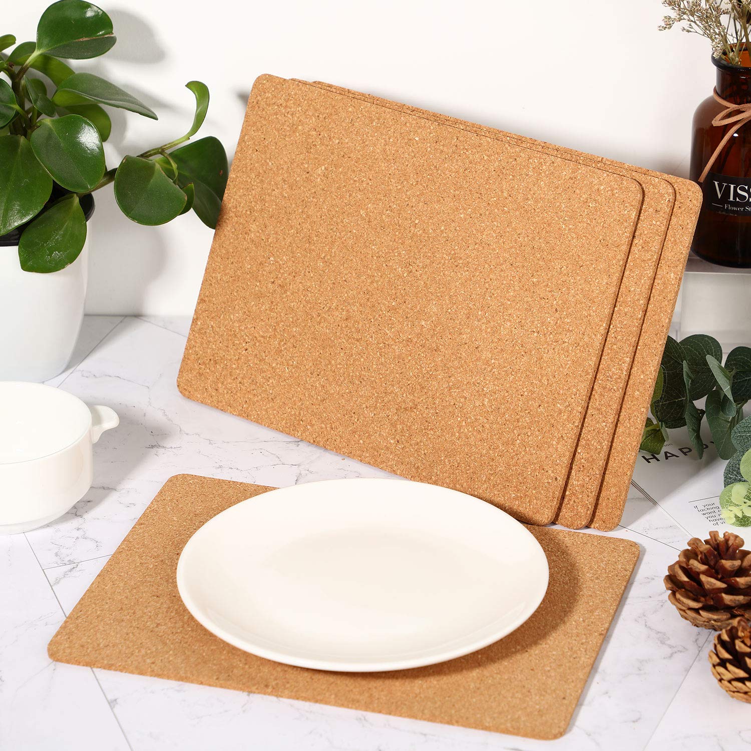 Boao heat-resistant cork pad keeps countertops safe during cooking.