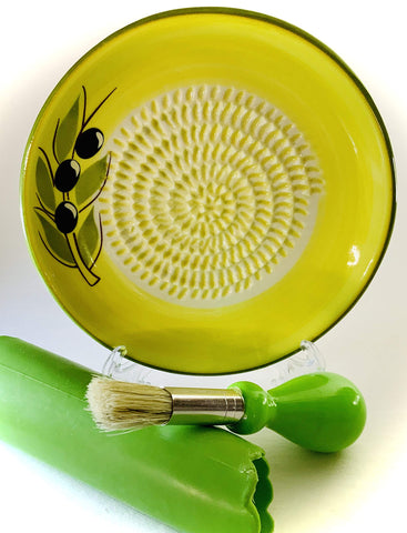 BonCera dishwasher and microwave safe feature for easy care.