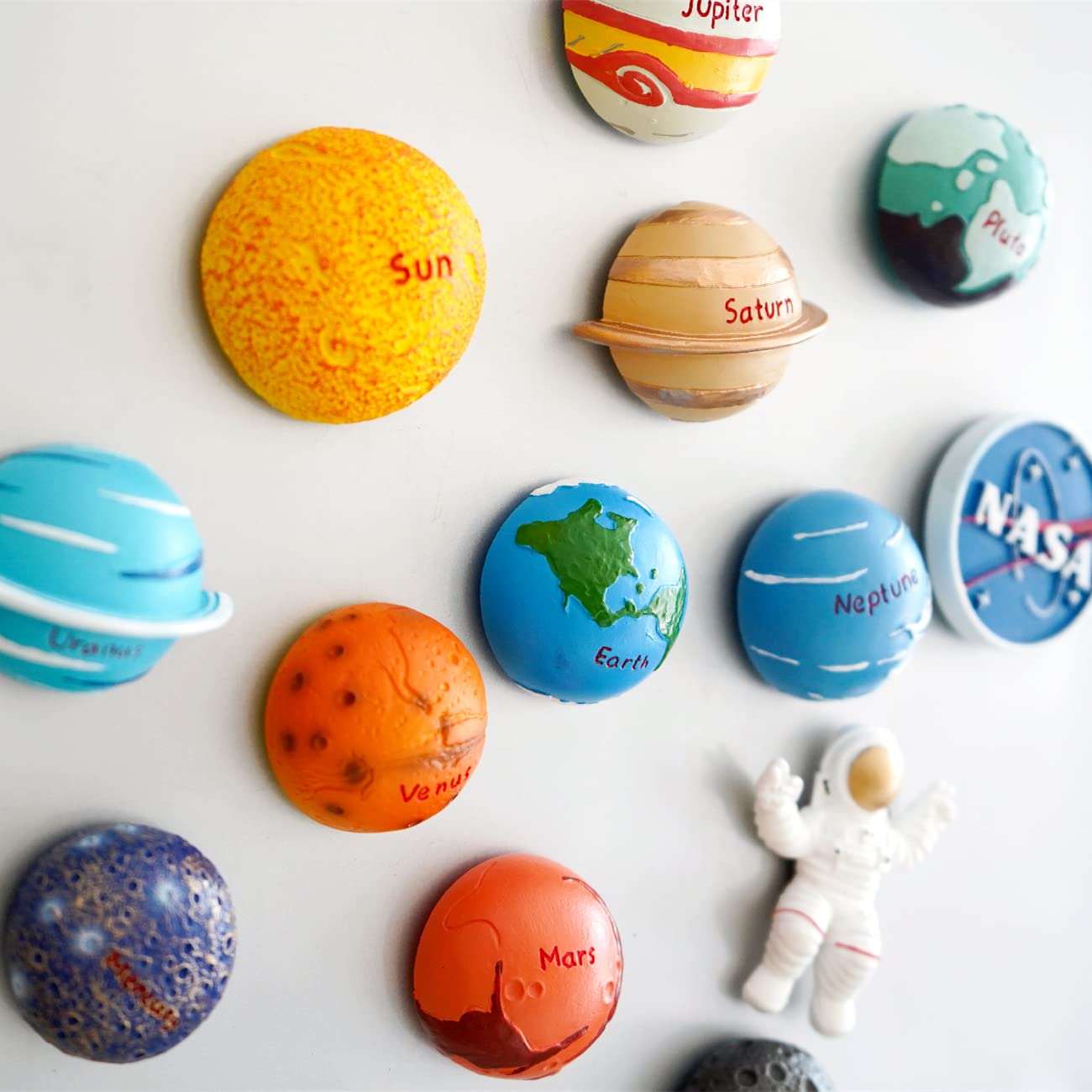 Bonilve Sun glow magnet adds bright space focal point to fridge or locker