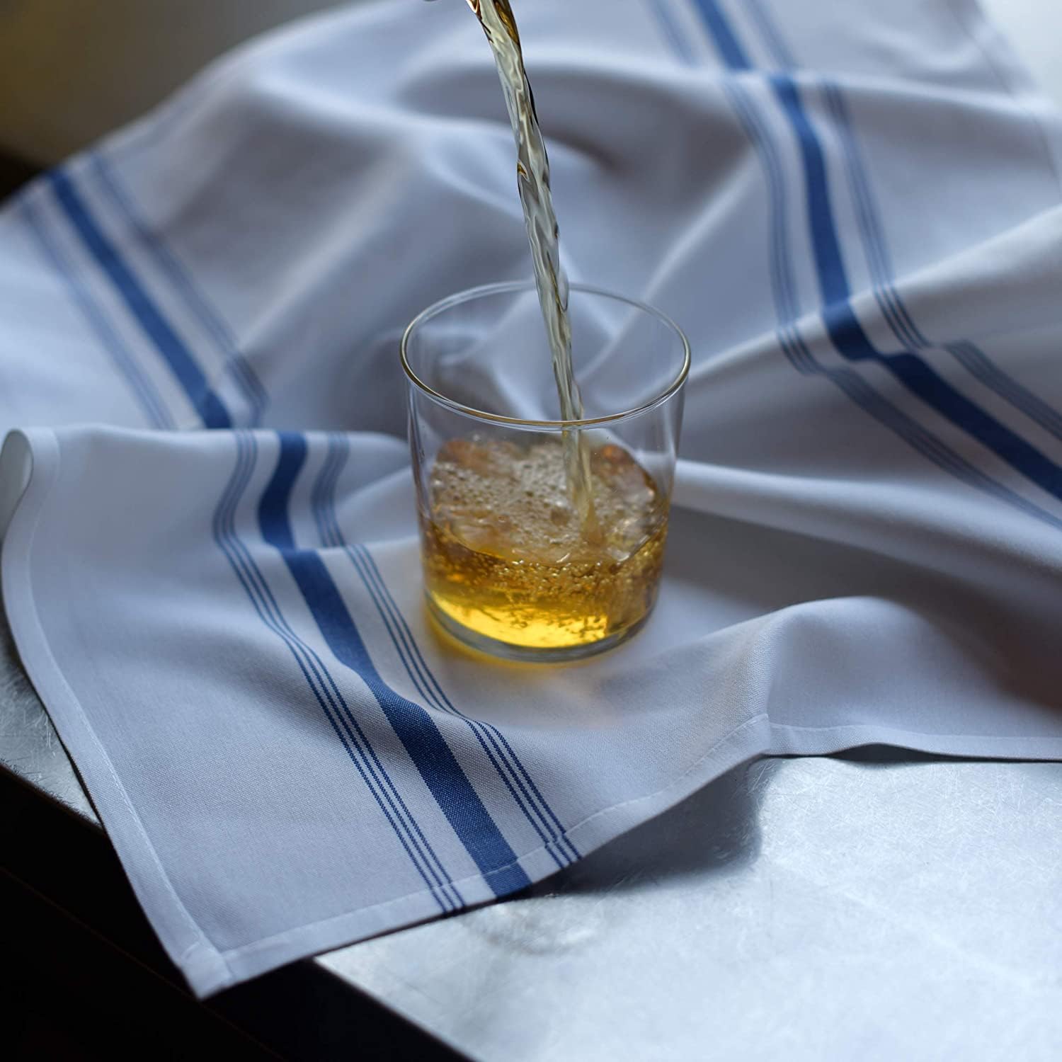 Ideal for bars, restaurants, or home dining occasions.