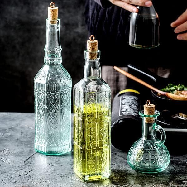 Bormioli Rocco Olivia oil cruet is dishwasher safe for daily use.