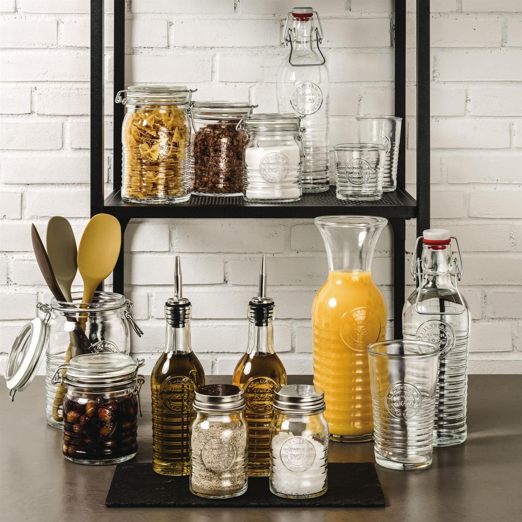 Bormioli Rocco Officina 1825 dishwasher-safe bottle for easy cleaning.